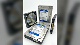 ST4000DM004 4TB 3.5 นิ้ว SATA 6Gb/s HDD, 5400RPM, แคช 256MB, เดสก์ท็อปและโฮมเซิร์ฟเวอร์ภายในฮาร์ด D