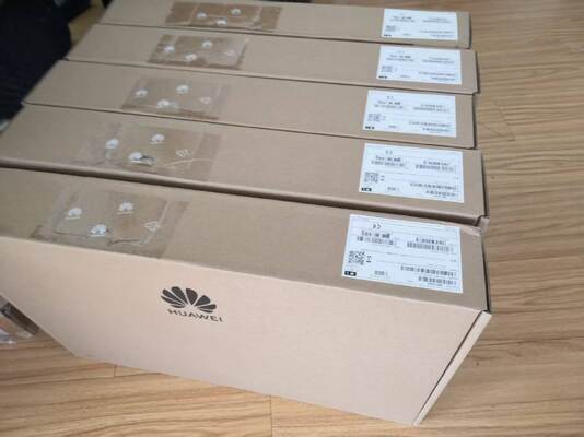 S5735-L24T4S-A-V2 สายพาน 24*10/100/1000BASE-T สายพาน 4*GE SFP พานพลังงานแอนซี