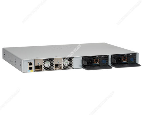สวิทช์อีเทอร์เน็ต POE 24 ท่าทางใหม่ของ Cisco Catalyst 9200 พร้อมระบบ Network Essentials C9200-24T-E