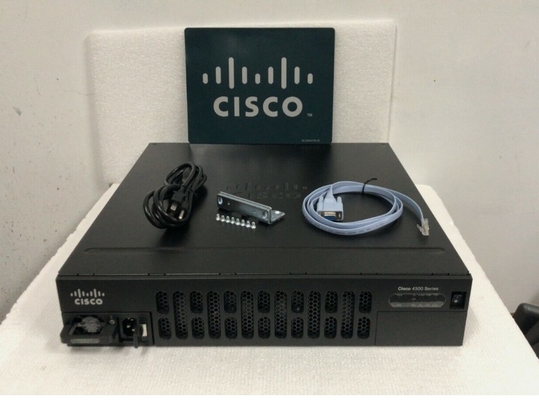 ISR4351-VSEC/K9 Cisco ISR 4351 Bundle With UC & Sec Lic PVDM4-64 CUBE-25 ซึ่งรองรับ 3 สล็อต Network Interface Module (NIM)