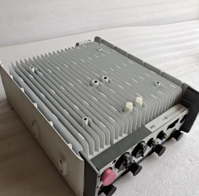 Ericsson RRU 4428 B3 ขนาดภายใน 420mm*335mm*125mm การออกแบบ