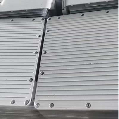 4418 B40TEricsson RRU 4418 B40T ขนาดภายใน 420mm*335mm*125mm การออกแบบ