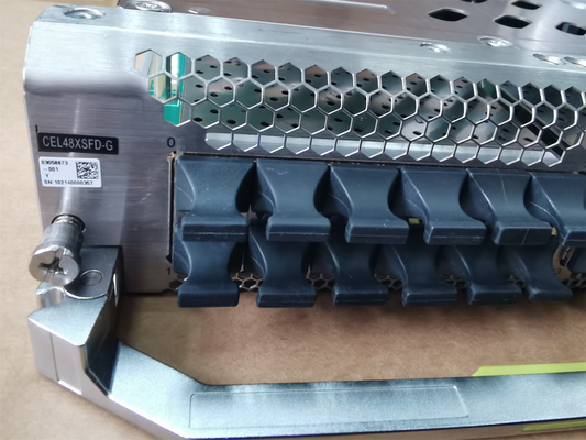 บอร์ดอินเทอร์เฟซออปติคัลอีเธอร์เน็ต Huawei CEL48XSFD-G 48 พอร์ต 10GE SFP+