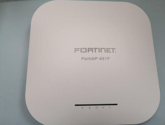 FAP-431F-E FortiAP-431F Indoor Wireless FortiAP - Tri radio (2x 802.11 a/b/g/n/ac/ax, 4x4 MIMO และ 1x 802.11 a/b/g/n/ac Wave 2, 2x2 MU-MIMO) แอนเทนเนสภายใน 1x 100/1000/2500 Base-T RJ451x 10/10