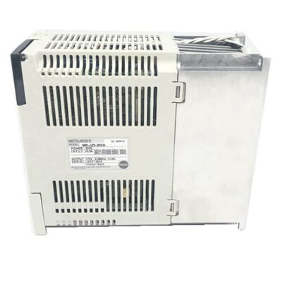 Mitsubishi MR-J2S-200A ไดรฟ์เซอร์โวแอมพลิฟายเออร์ AC 2kW สำหรับระบบอัตโนมัติทางอุตสาหกรรม