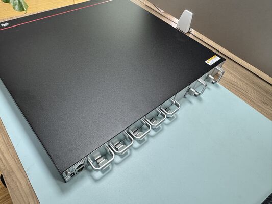 สวิตช์ดาต้าเซ็นเตอร์ CE8875-24BQ8DQ-B, 24×200GE QSFP56, 8×400GE QSFP-DD, 16Tbps, 2400Mpps, จัดการได้