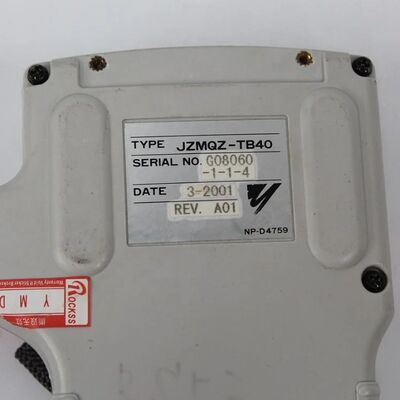 Yaskawa JZMQZ-TB40 Robot Teach Pendant พร้อมจอ LCD สี ระบบ Windows CE และการออกแบบที่จับตามหลักสรีรศาสตร์