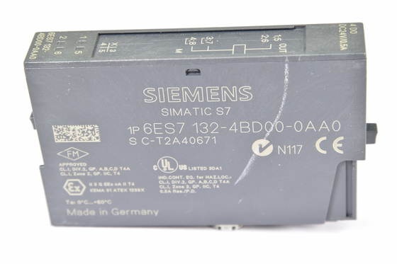 6ES7132 4BD00 0AB0 PLC โปรแกรมควบคุมลอจิกที่ตั้งโปรแกรมได้
