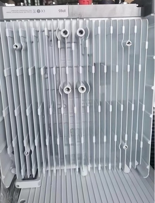 4418 B40TEricsson RRU 4418 B40T ขนาดภายใน 420mm*335mm*125mm การออกแบบ
